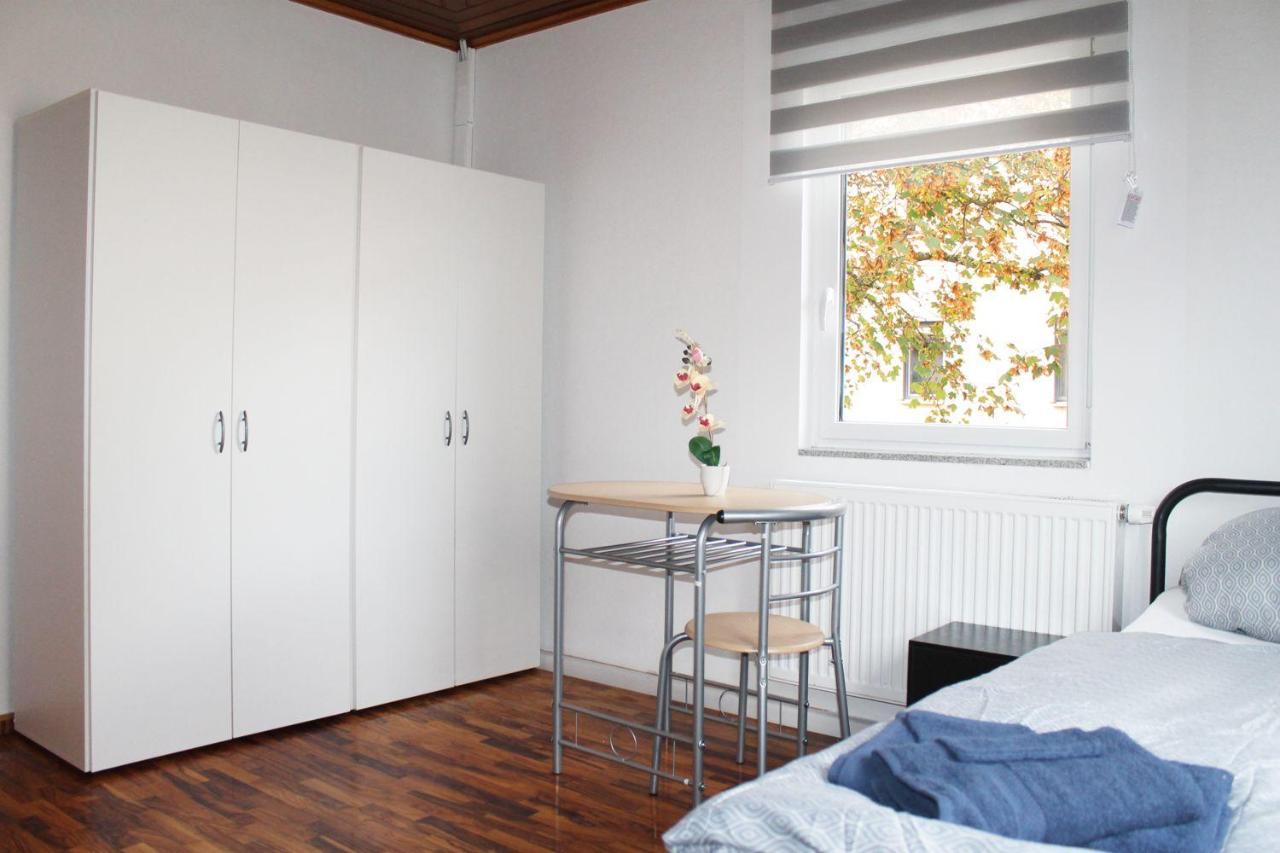 Fully Equipped Apartments Bonnigheim Bagian luar foto