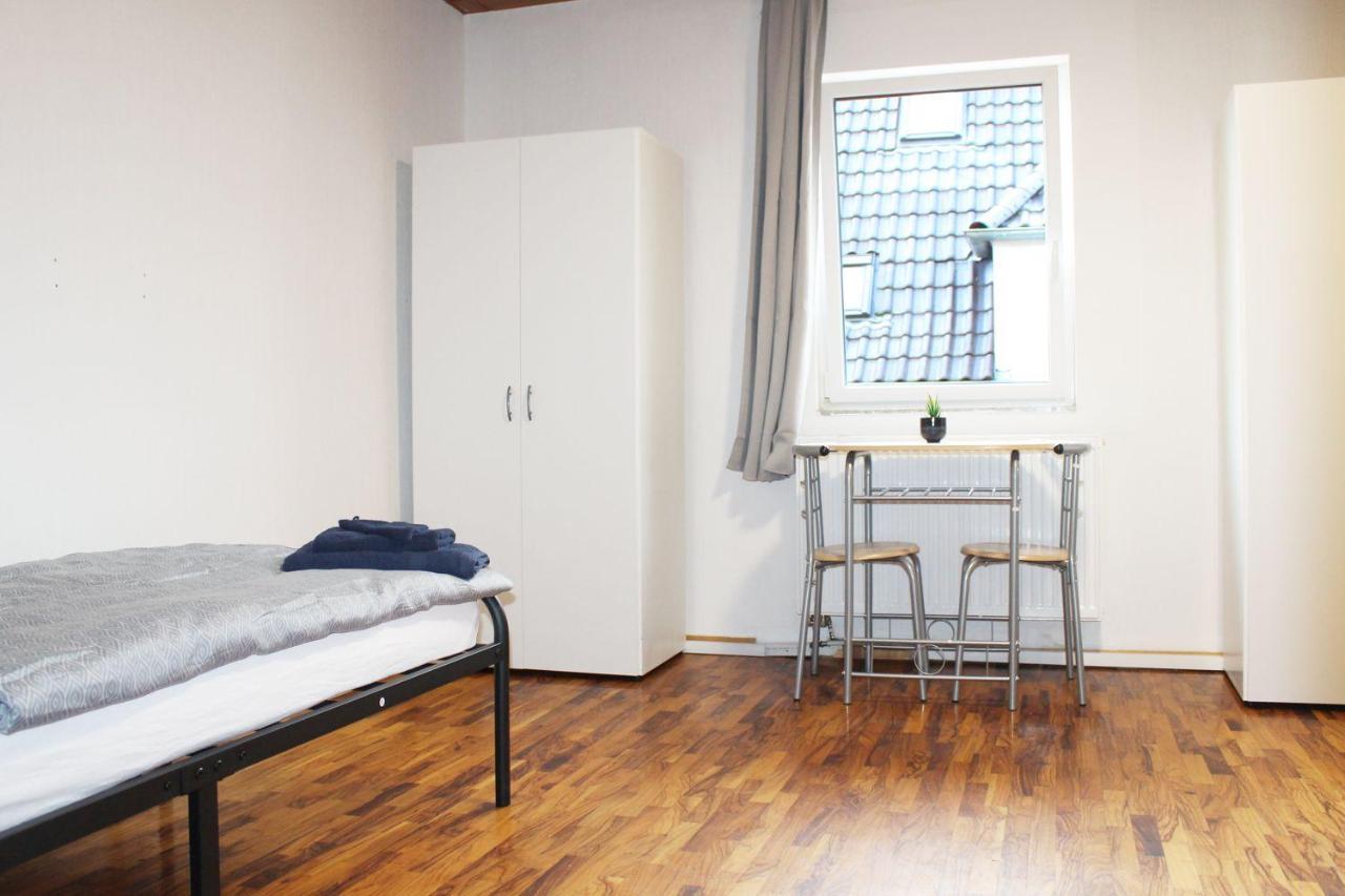 Fully Equipped Apartments Bonnigheim Bagian luar foto